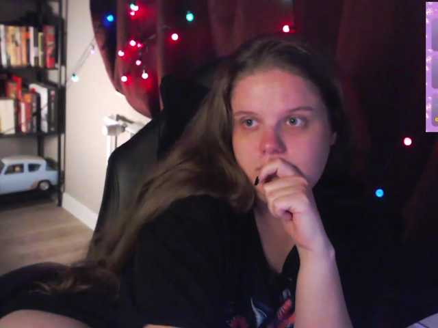 alicepussy live cam on BongaCams