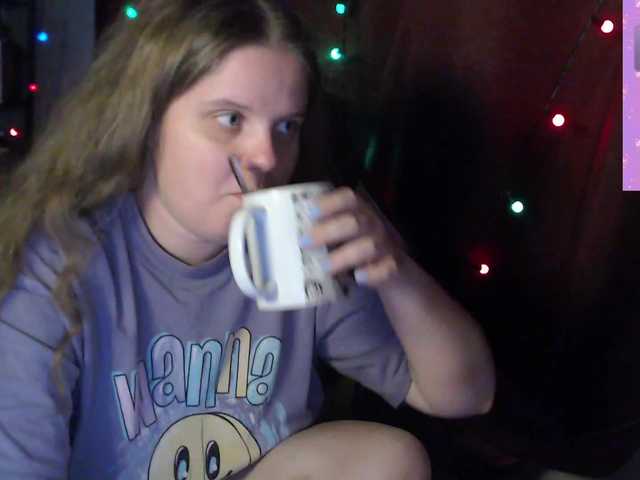 alicepussy live cam on BongaCams