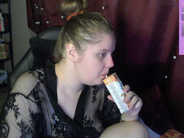 alicepussy cam belle
