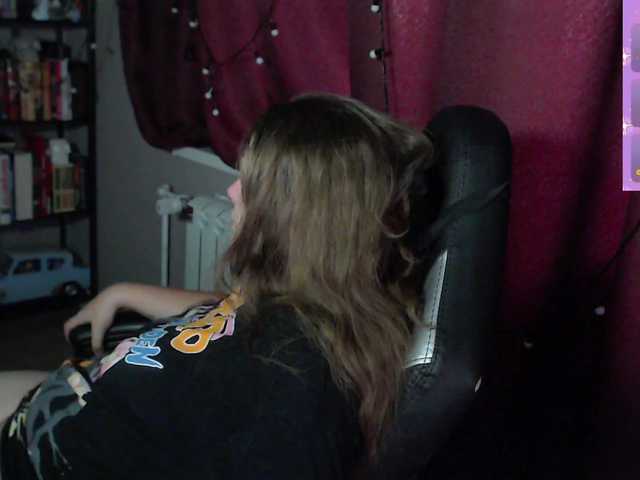 alicepussy live cam on UnifiedCams
