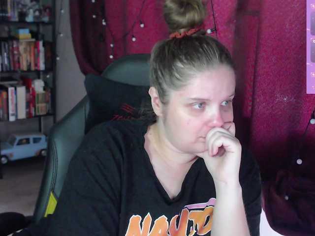 alicepussy live cam on BongaCams