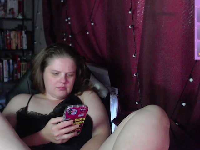alicepussy live cam on BongaCams