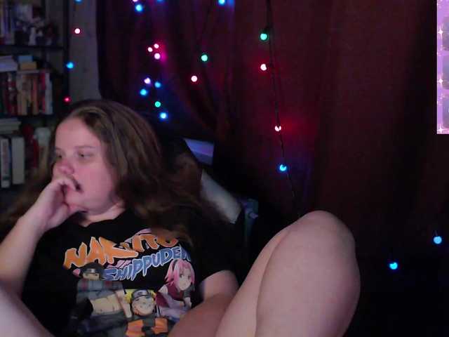 alicepussy live cam on BongaCams