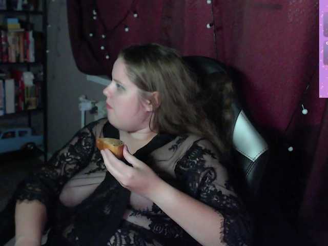 alicepussy live cam on BongaCams
