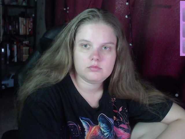 alicepussy live cam on BongaCams