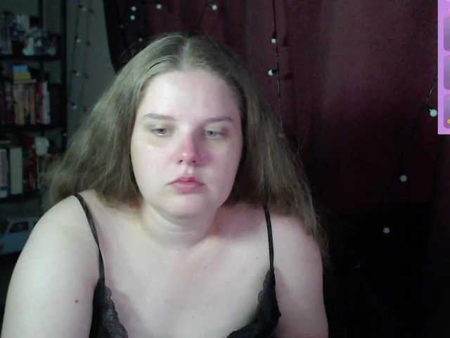 alicepussy live cam on BongaCams