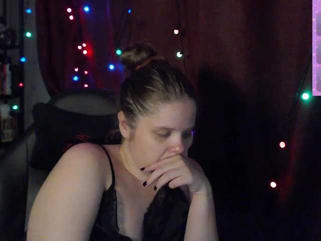 alicepussy live cam on BongaCams