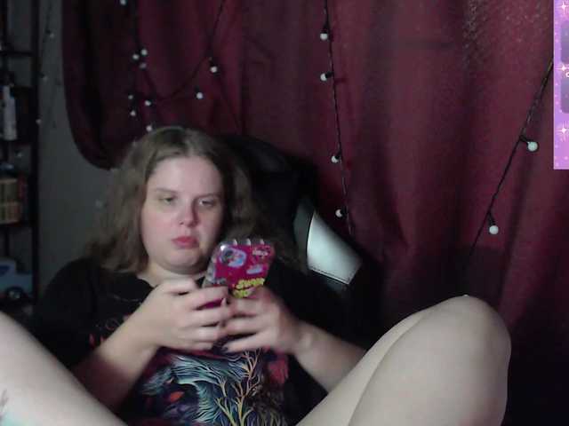 alicepussy live cam on BongaCams