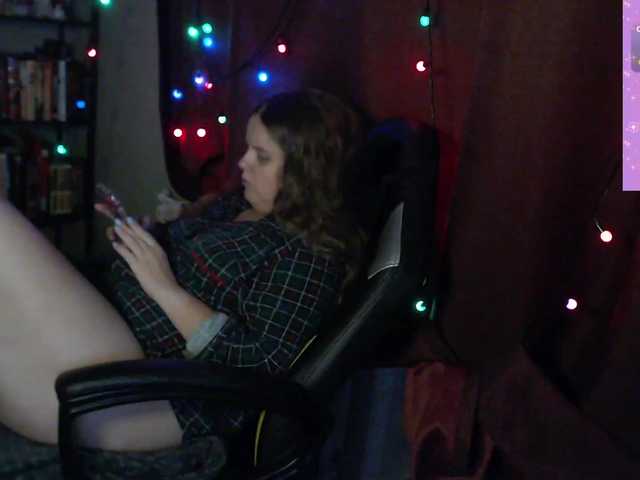 alicepussy live cam on BongaCams