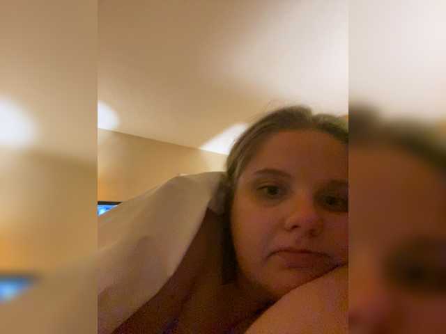 alicepussy live cam on BongaCams