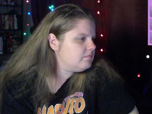 alicepussy live cam on BongaCams