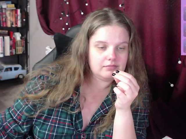 alicepussy live cam on BongaCams