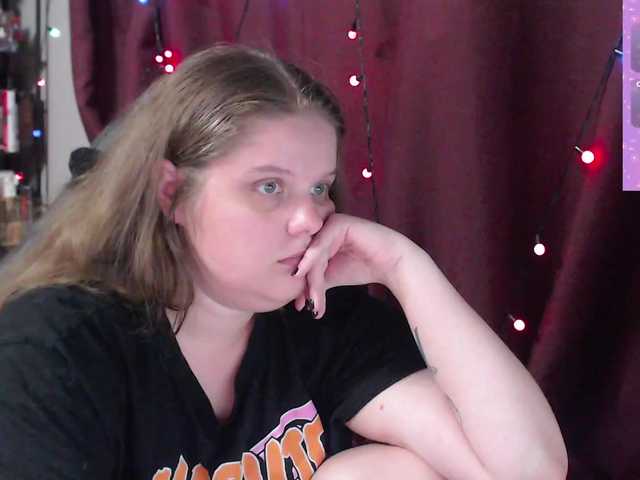 alicepussy live cam on BongaCams