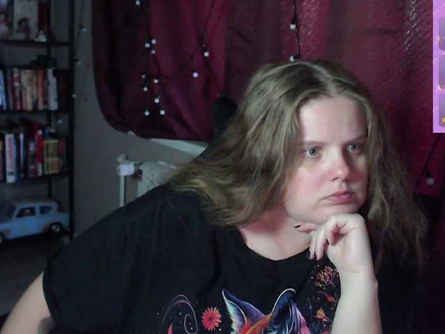 alicepussy live cam on BongaCams