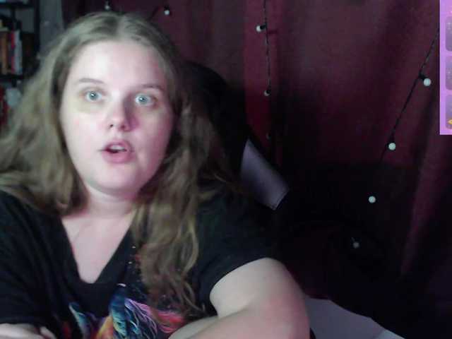 alicepussy live cam on BongaCams