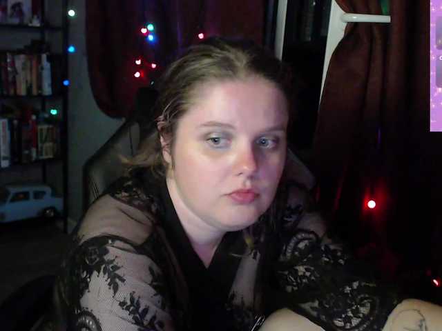 alicepussy live cam on BongaCams