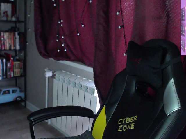 alicepussy live cam on BongaCams