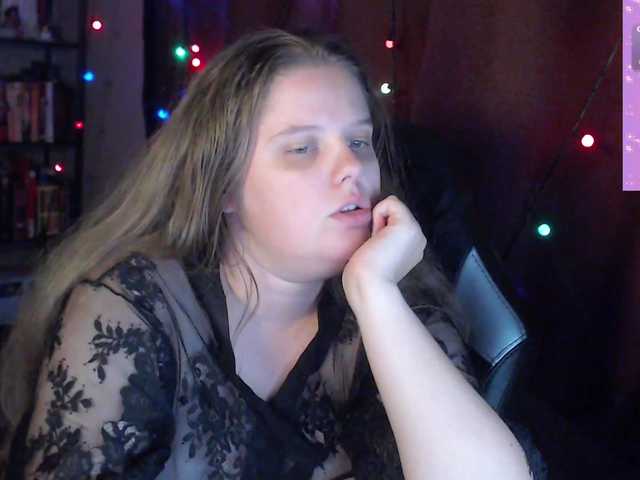 alicepussy live cam on BongaCams