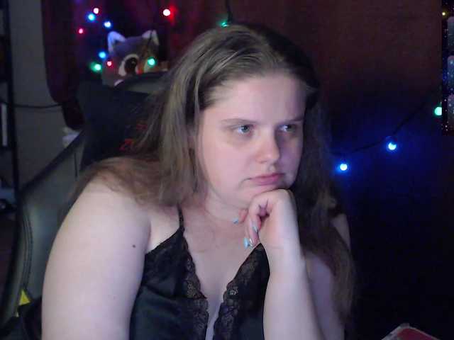 alicepussy's BongaCams show and profile