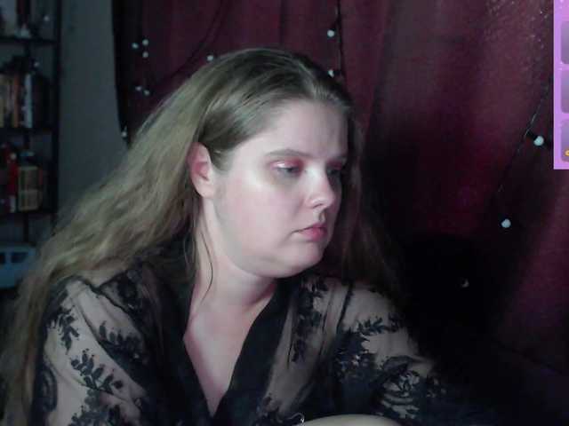 alicepussy live cam on BongaCams