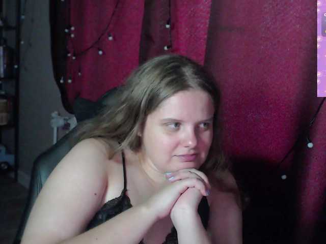 alicepussy live cam on BongaCams