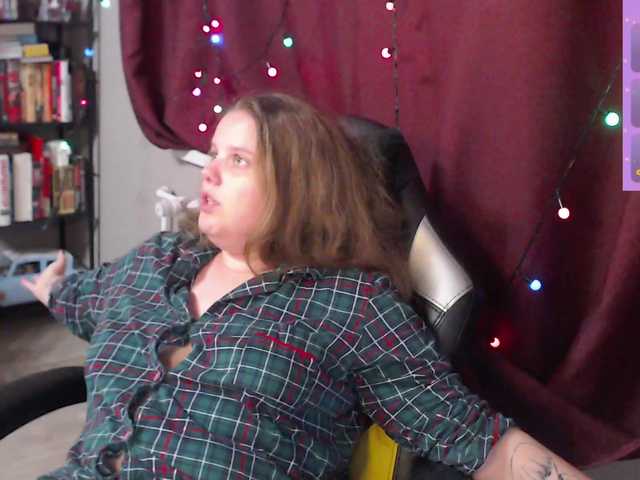 alicepussy live cam on BongaCams