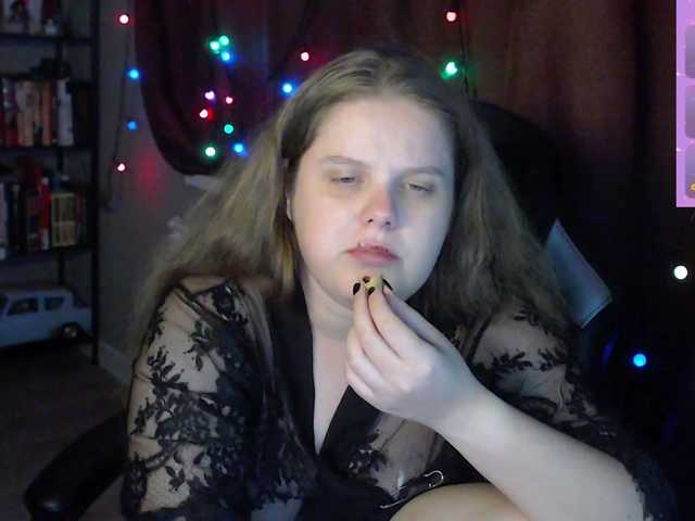 alicepussy live cam on BongaCams