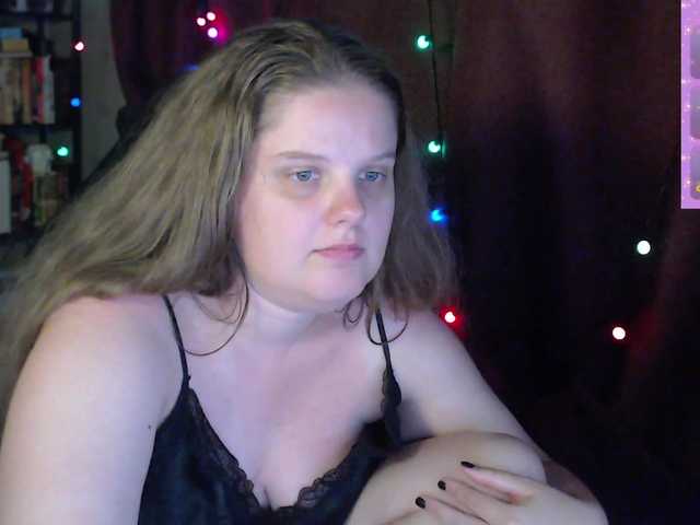 alicepussy live cam on BongaCams
