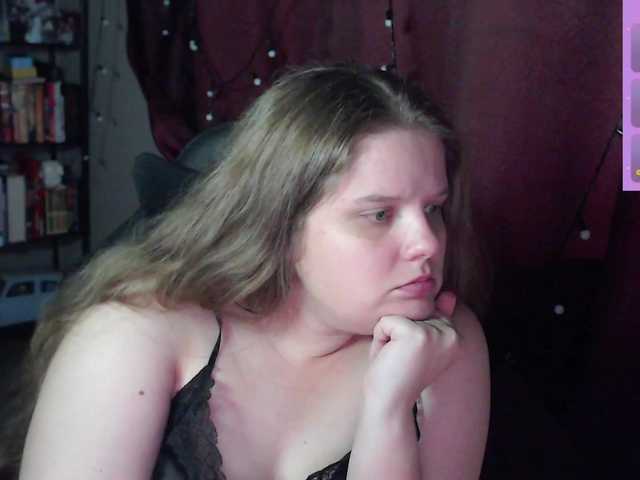 alicepussy live cam on BongaCams