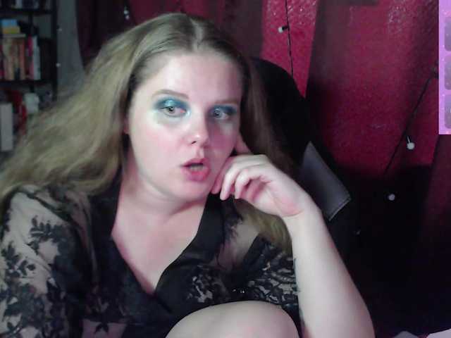 alicepussy live cam on BongaCams