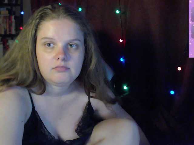 alicepussy live cam on BongaCams