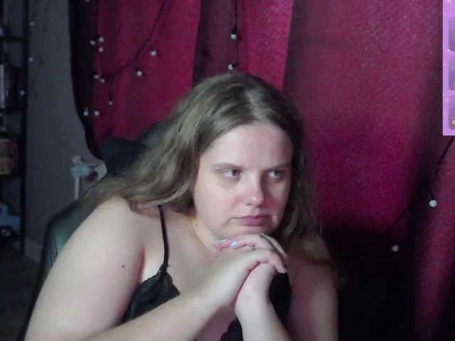 alicepussy live cam on BongaCams