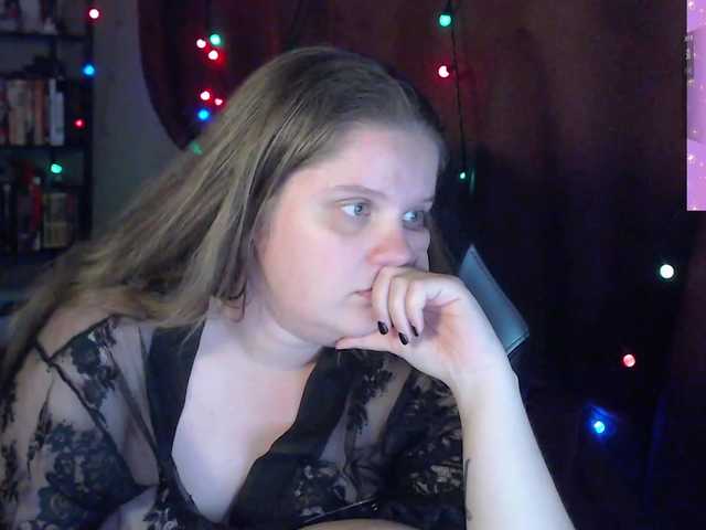 alicepussy live cam on BongaCams