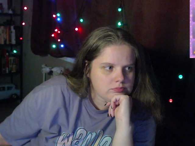 alicepussy live cam on BongaCams
