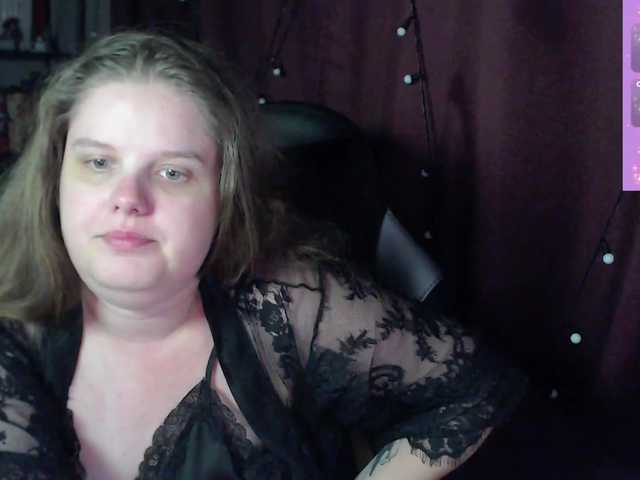 alicepussy live cam on BongaCams