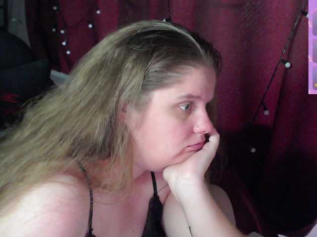 alicepussy live cam on BongaCams