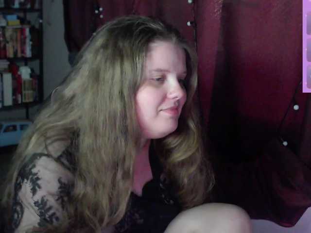alicepussy cam belle