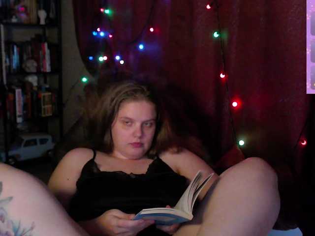 alicepussy live cam on BongaCams