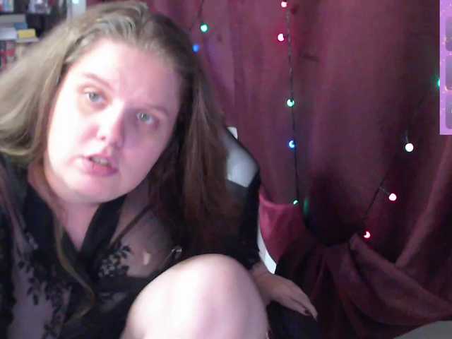 alicepussy live cam on BongaCams