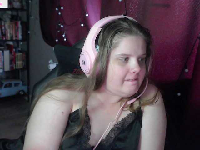 alicepussy live cam on BongaCams