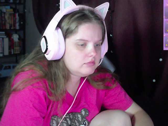 alicepussy live cam on BongaCams