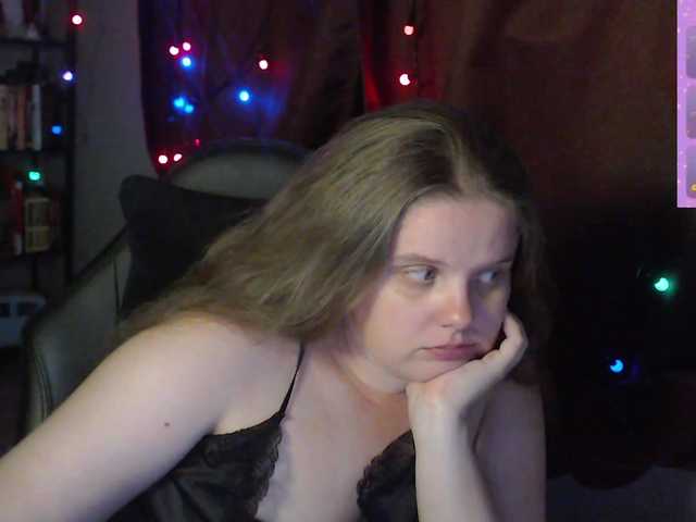 alicepussy live cam on BongaCams