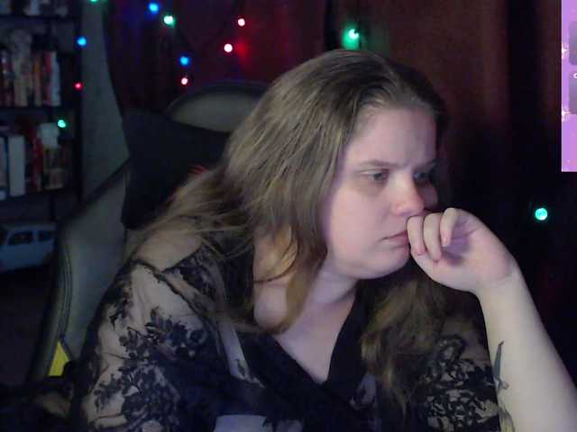 alicepussy live cam on BongaCams