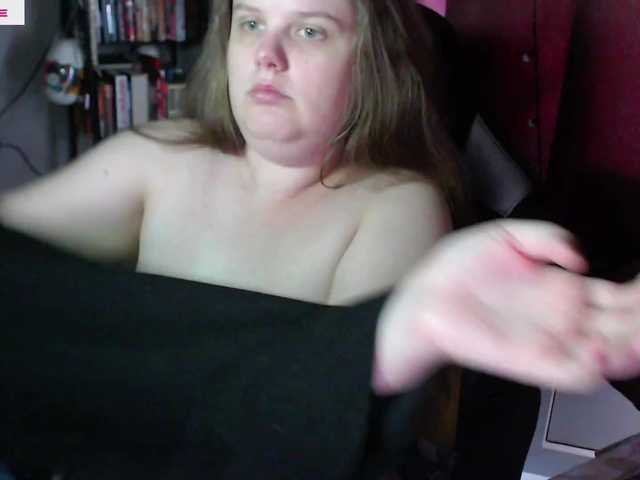 alicepussy live cam on BongaCams