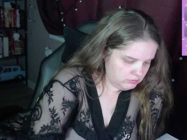 alicepussy live cam on BongaCams