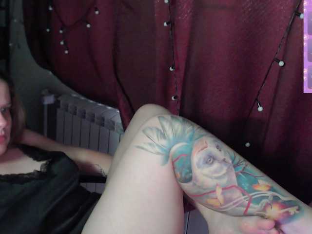 alicepussy live cam on BongaCams