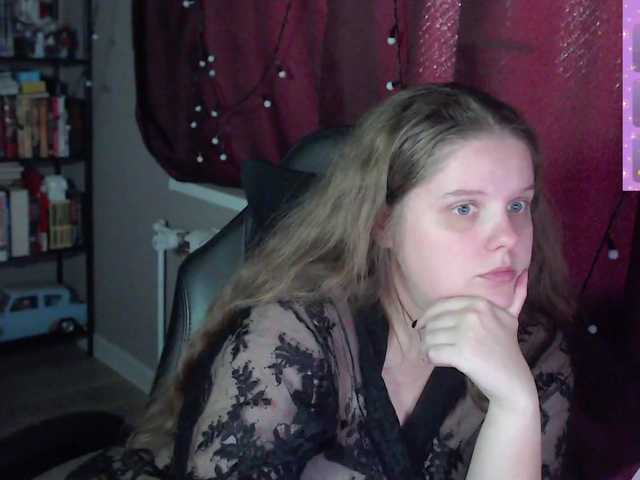 alicepussy live cam on BongaCams