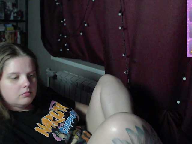 alicepussy live cam on BongaCams