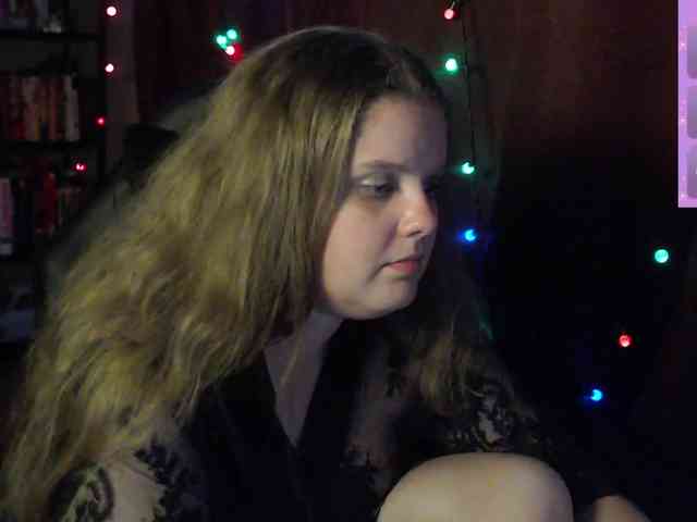 Sweet_____cute's cam show statistics and live stream