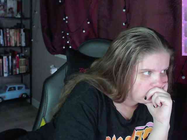 alicepussy Live Webcam on BongaCams